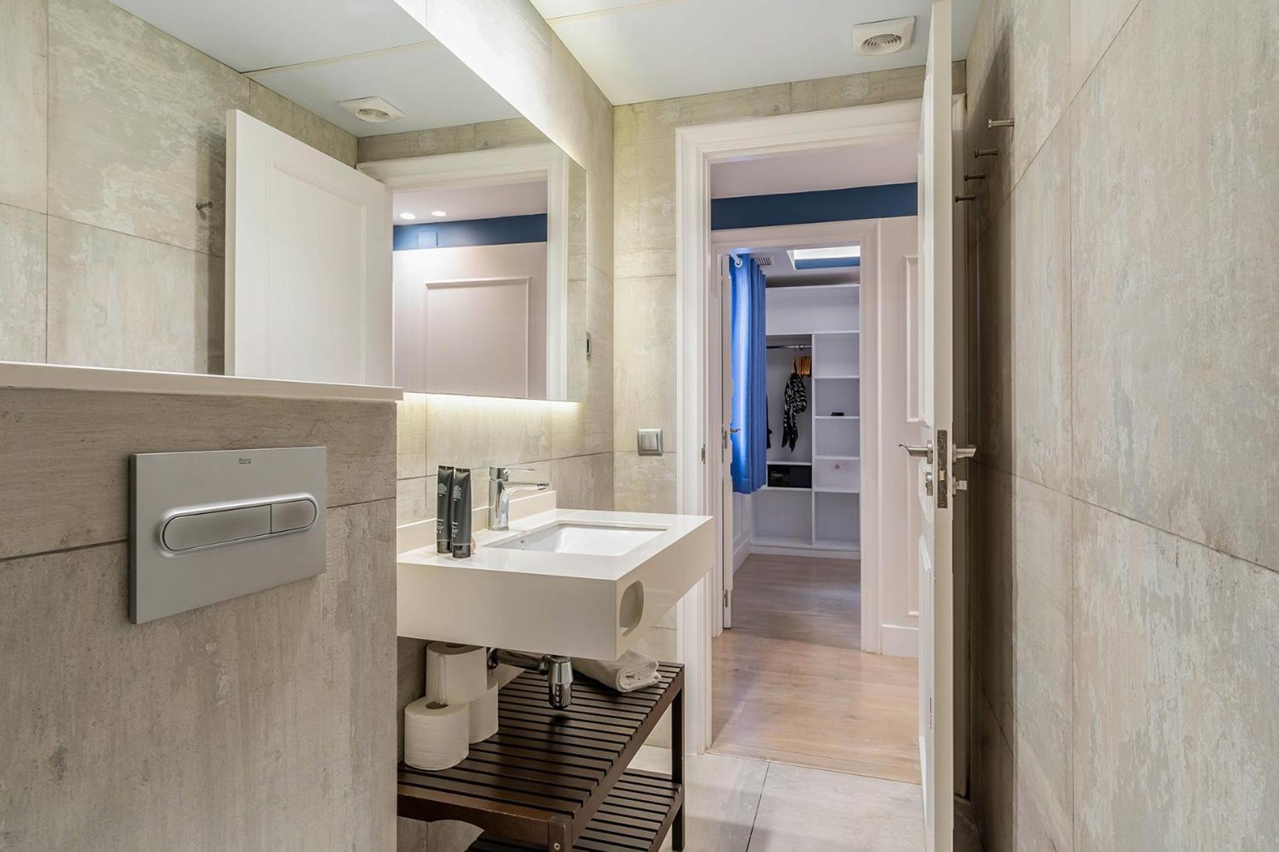 Enjoybcn Colon Apartments Barcelona Ngoại thất bức ảnh