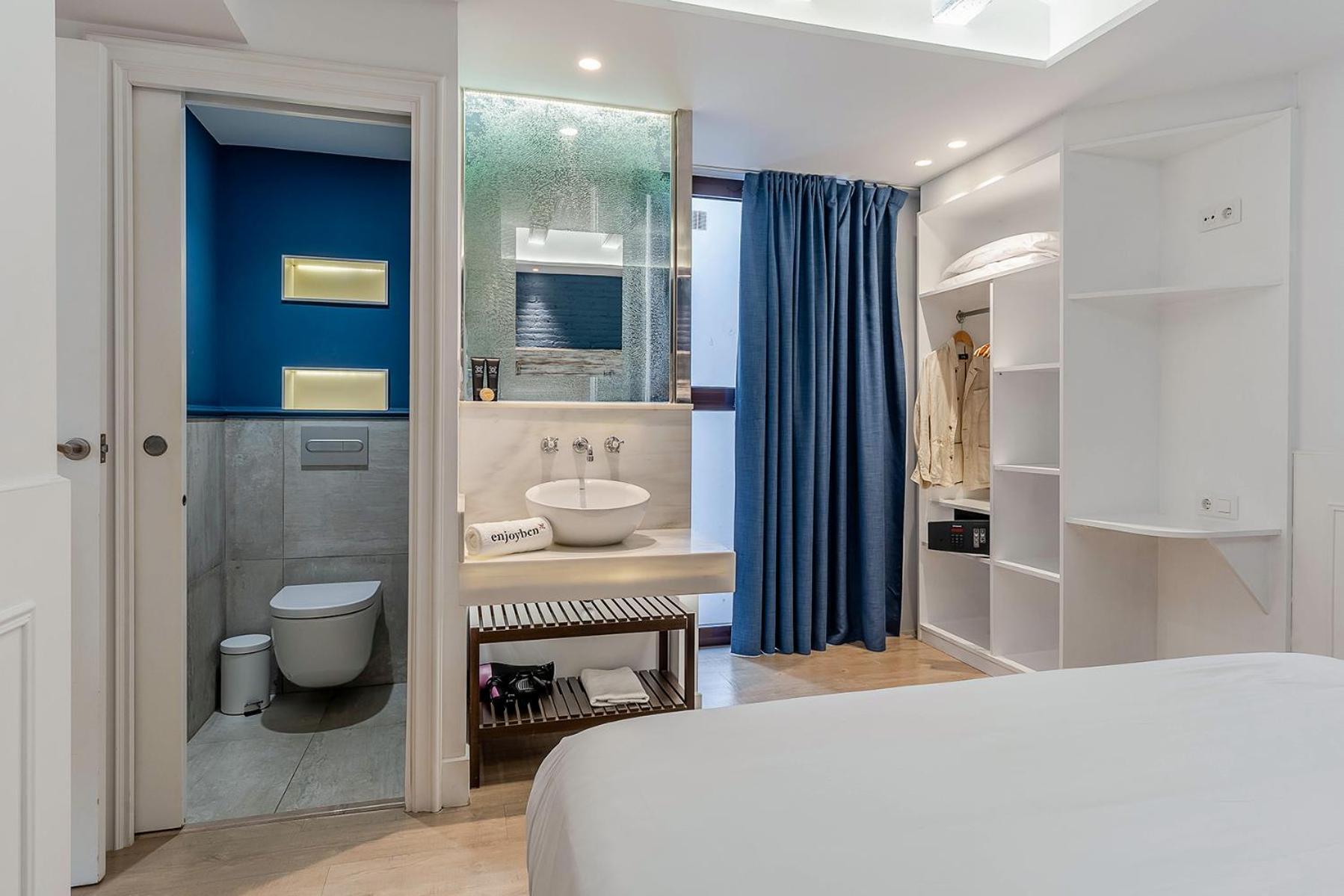 Enjoybcn Colon Apartments Barcelona Ngoại thất bức ảnh