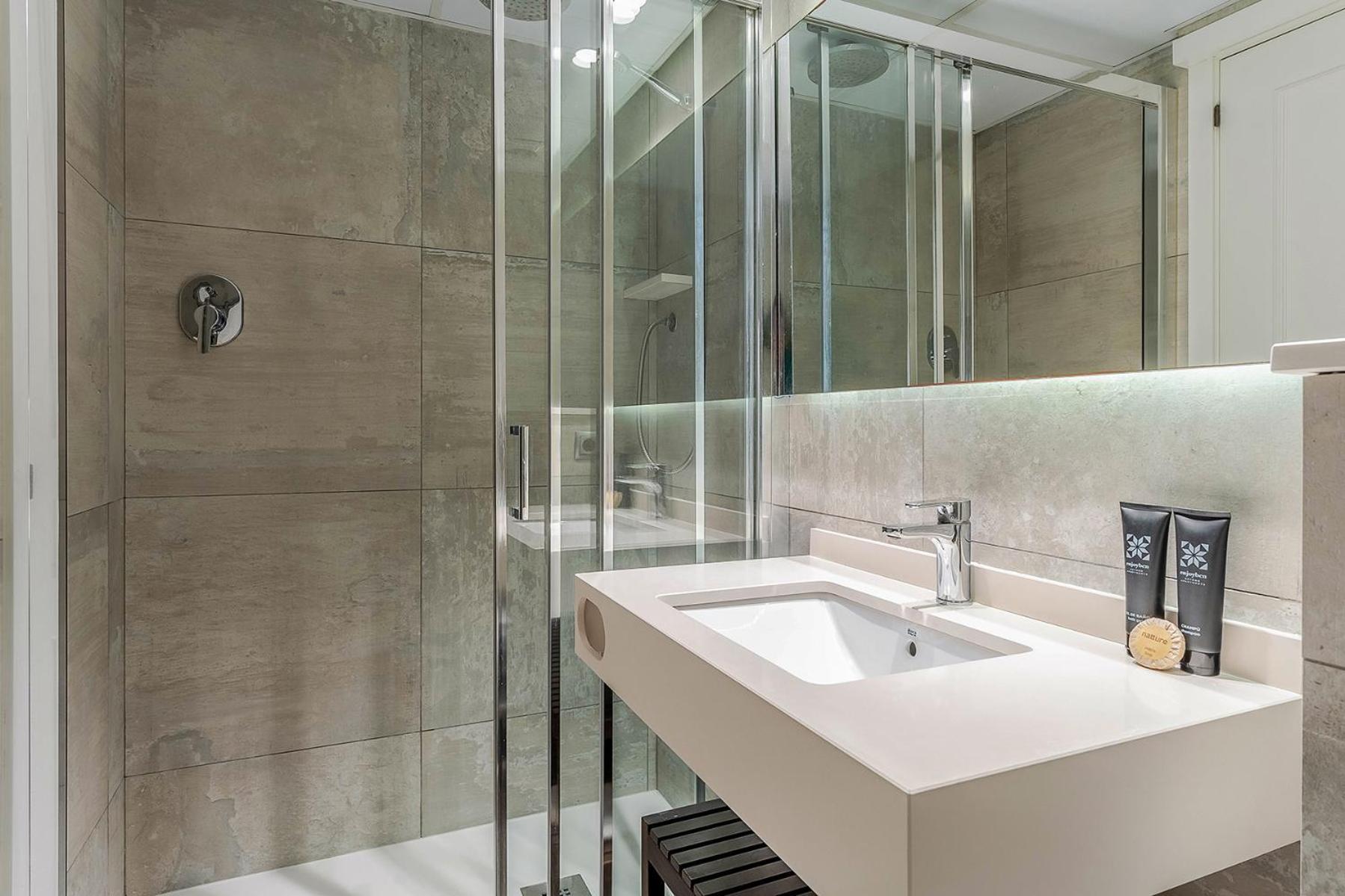 Enjoybcn Colon Apartments Barcelona Ngoại thất bức ảnh